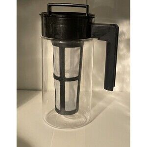 Takeya Cold Brew Patented Coffee Maker 1 Quart - Black
